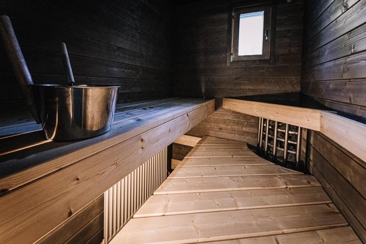 Sleepwell House Pyhaetunturi With Sauna Close To Lake Pelkosenniemi Exterior photo
